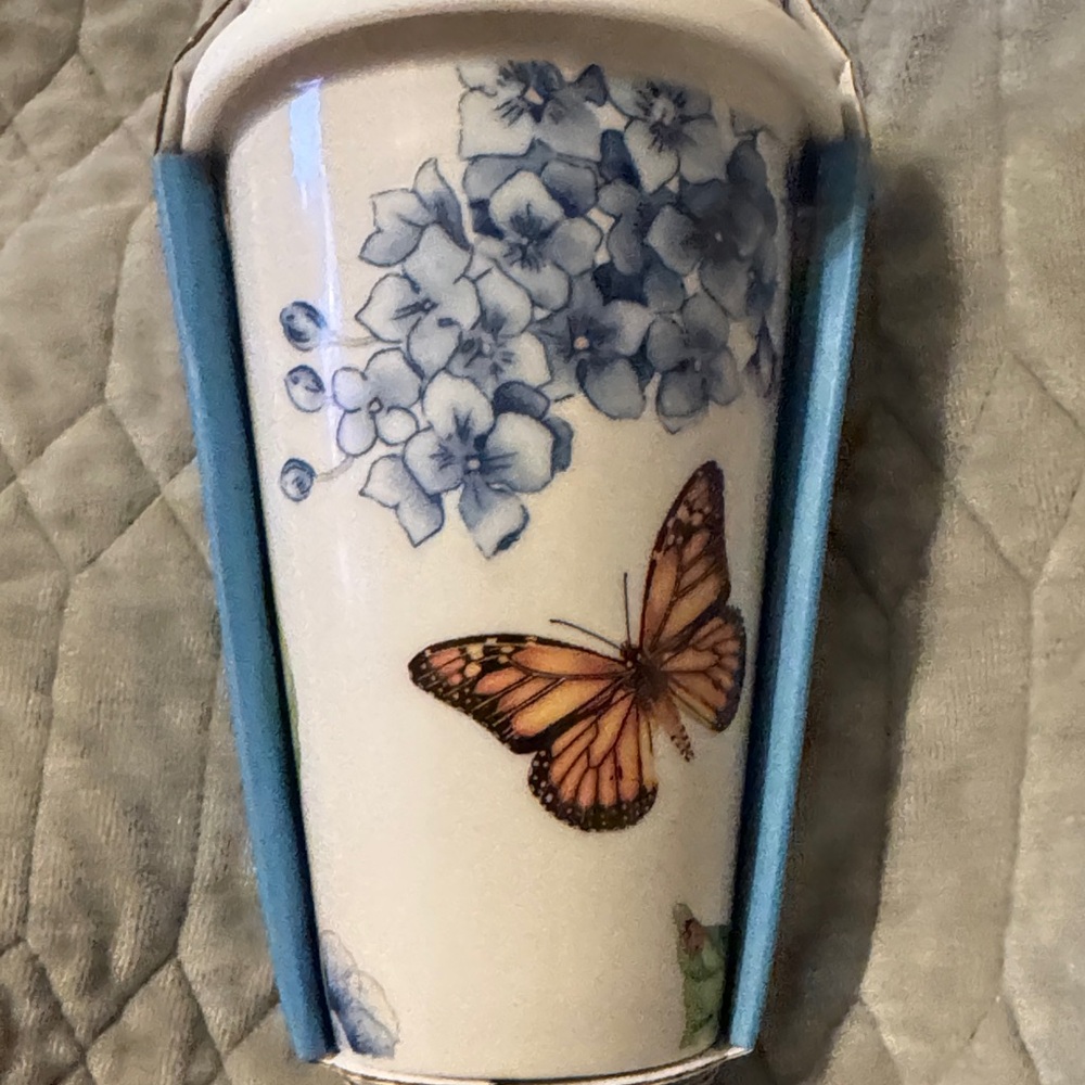 Lenox Sky Blue and White Tumbler